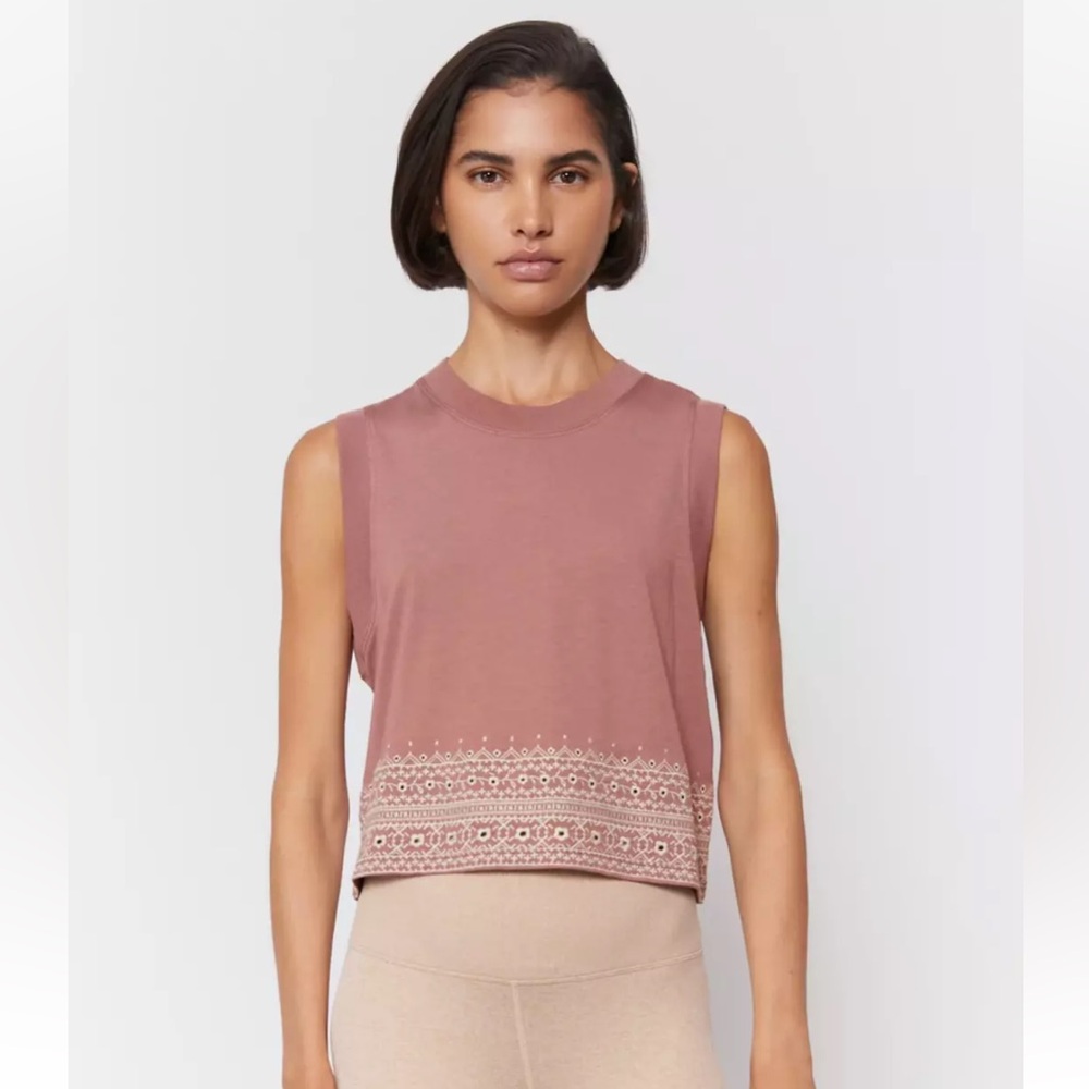 Spiritual Gangster Embroidered Cropped Tank Large